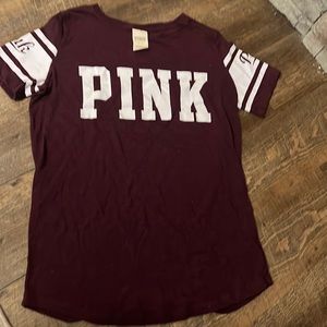 VS PINK Tee size Small